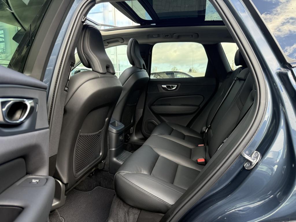 Volvo XC60 t6 398pk recharge ultra dark| panodak| adap.cruise| head-up| 360