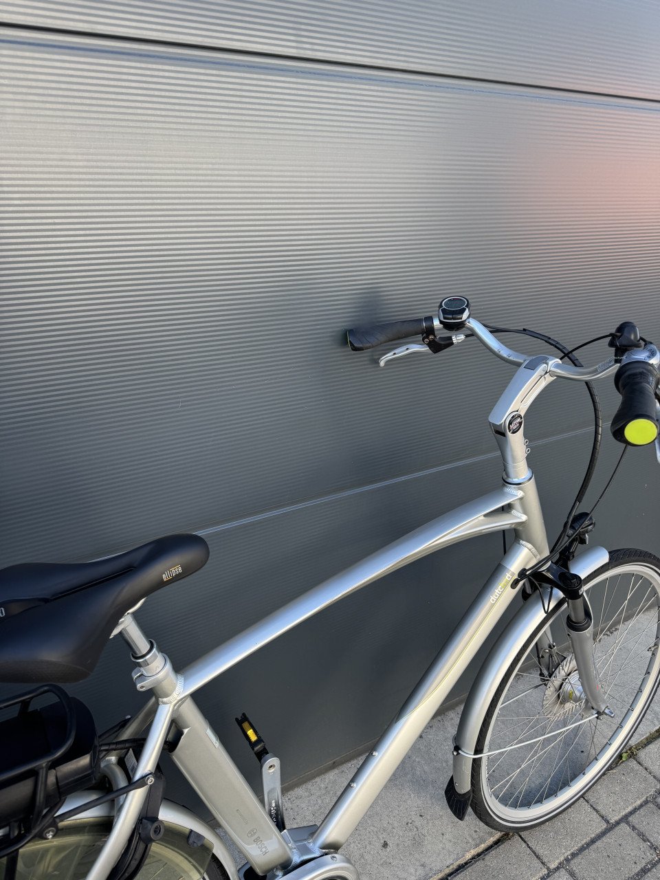 Dutch ID Bosch middenmotor elektrische fiets 470WH