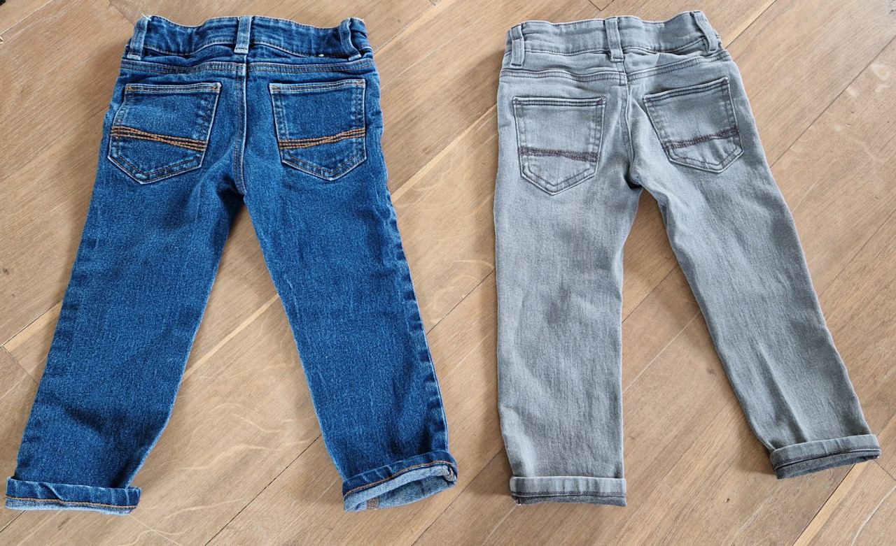 Jongens jeans 2 stuks maat 92