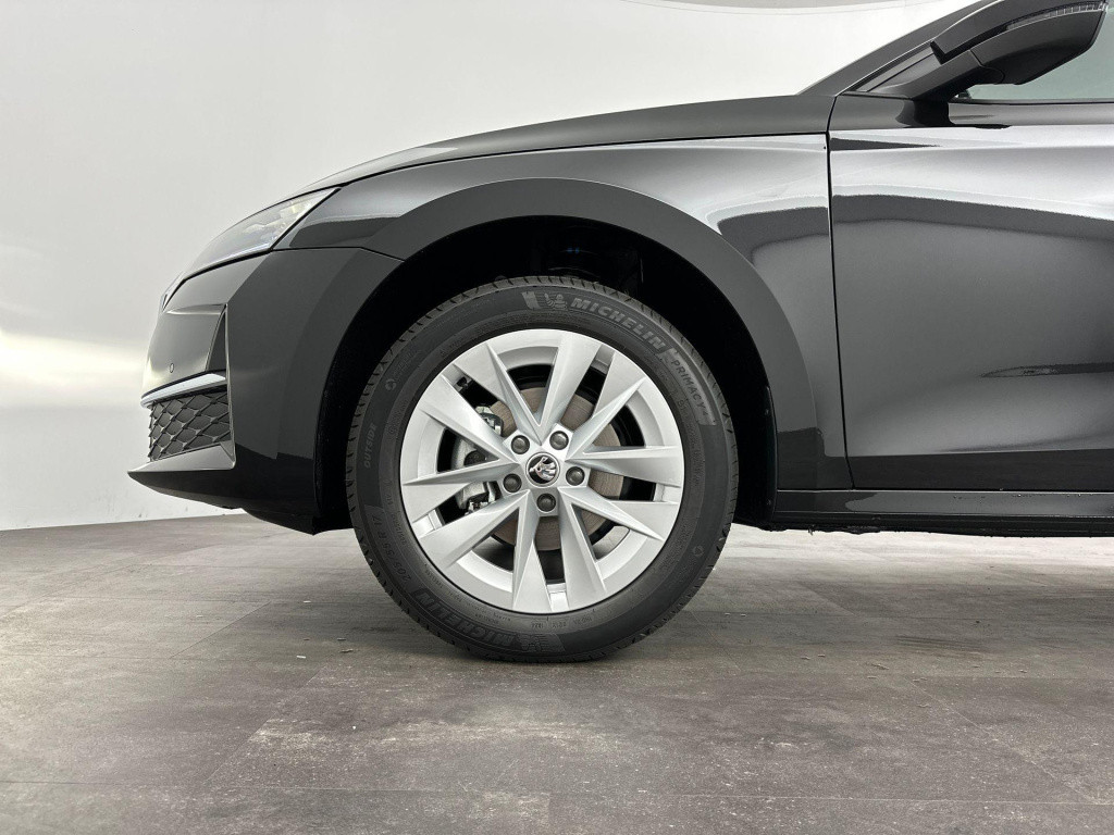 Skoda Octavia business edition 1.5 tsi m-hev 85 kw / 115 pk hatc