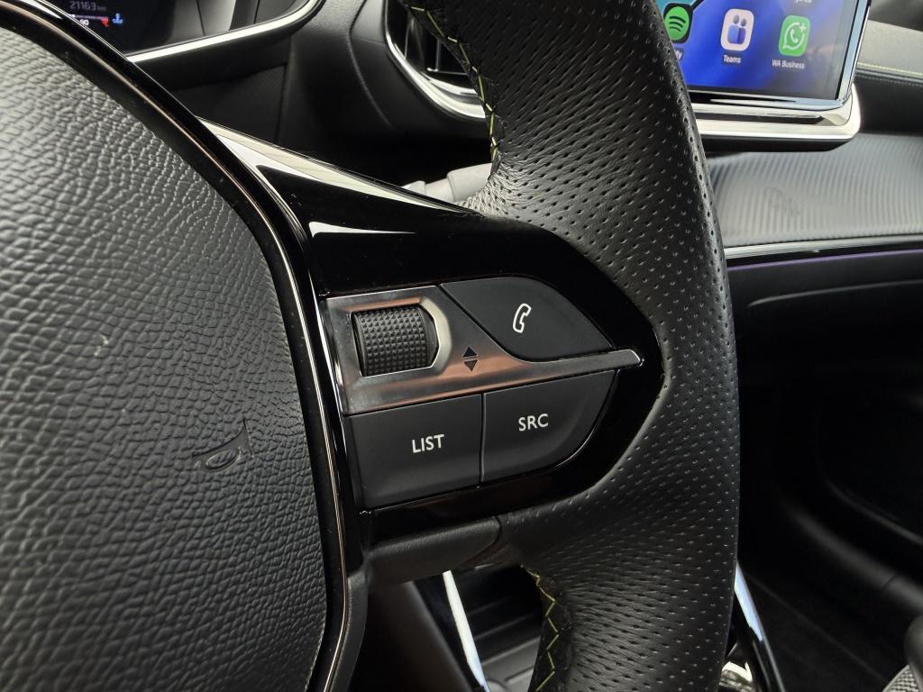 Peugeot 208 1.2 pt 100 gt