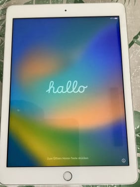 Apple iPad 128Gb (model A1822)