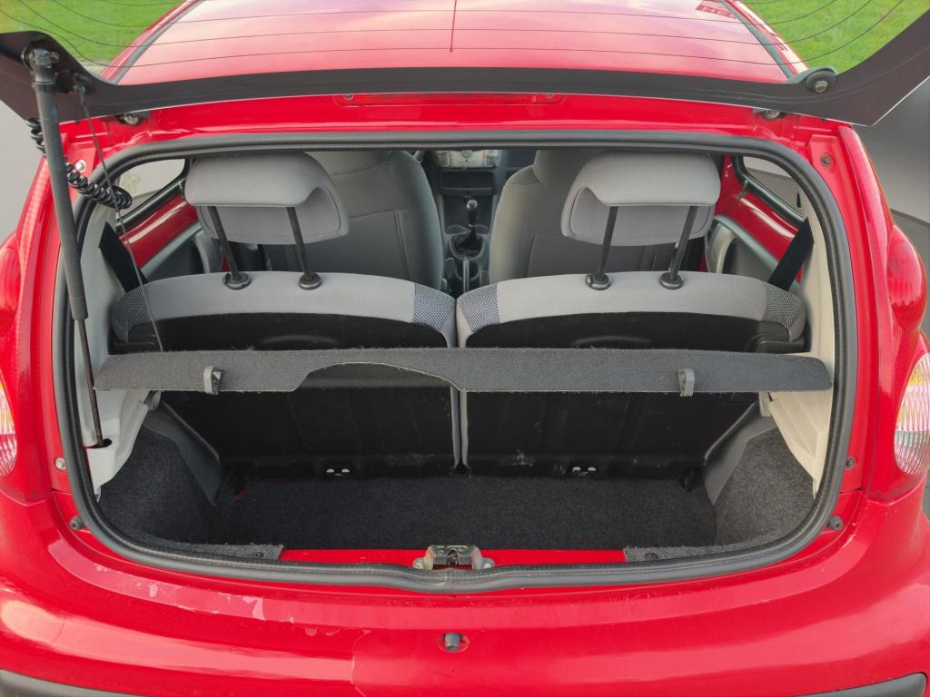 Peugeot 107 1.0-12v xr airco carplay 5 deurs