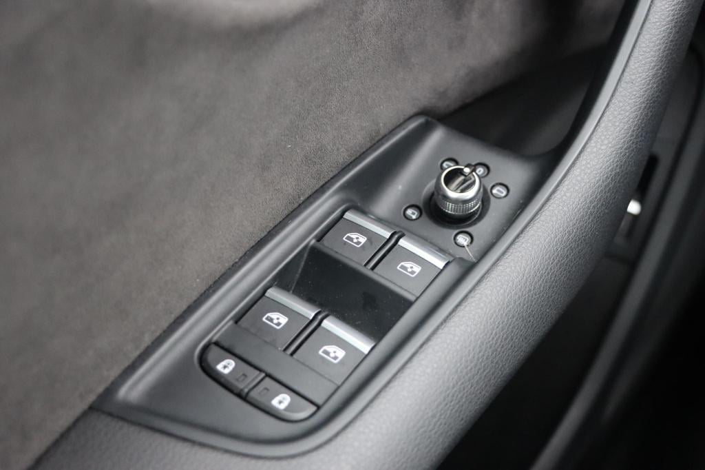 Audi Q7 55 tfsi e quattro pro line s 381pk tiptronic