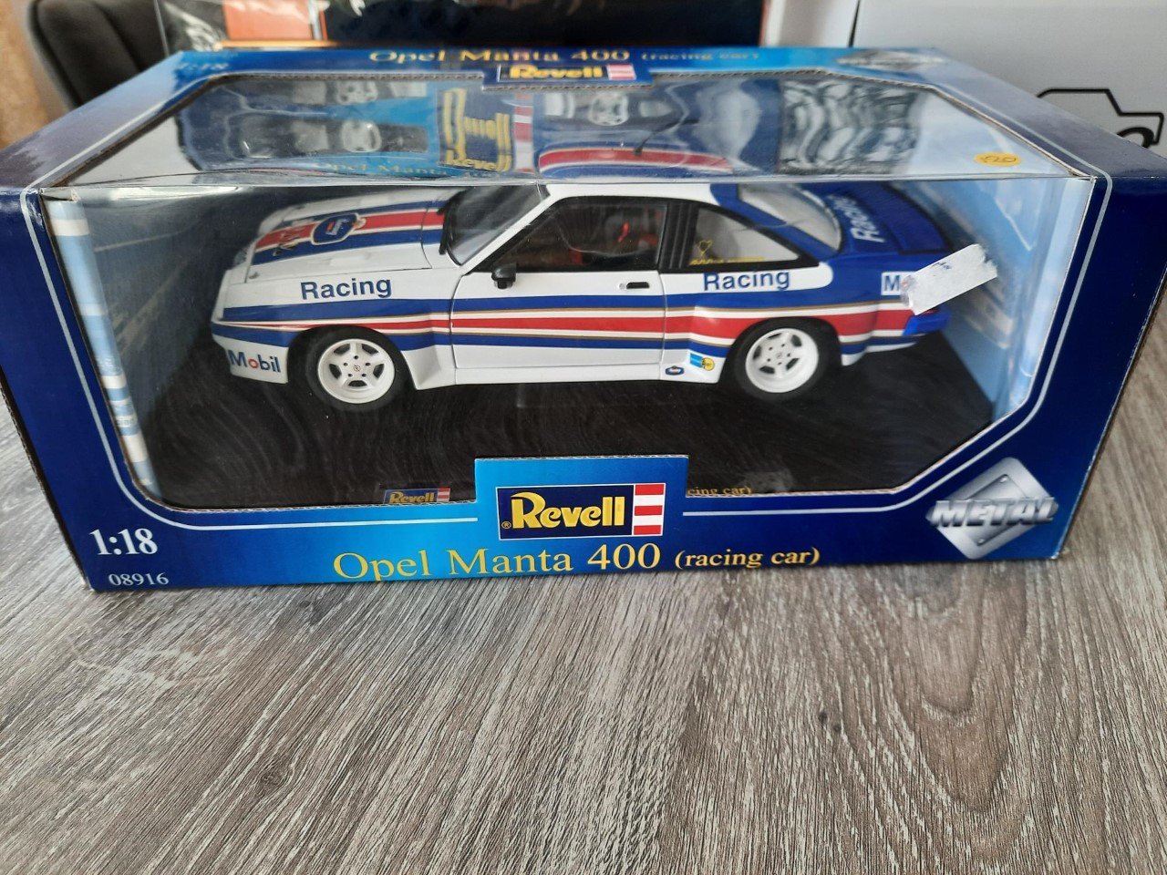 Opel manta 400 exclusieve uitgave