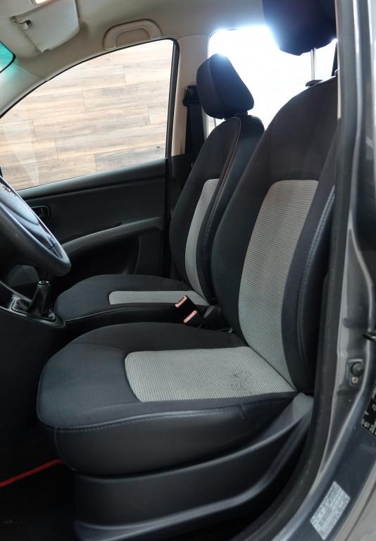 Hyundai I 10 1.1 active | nap | nl auto |