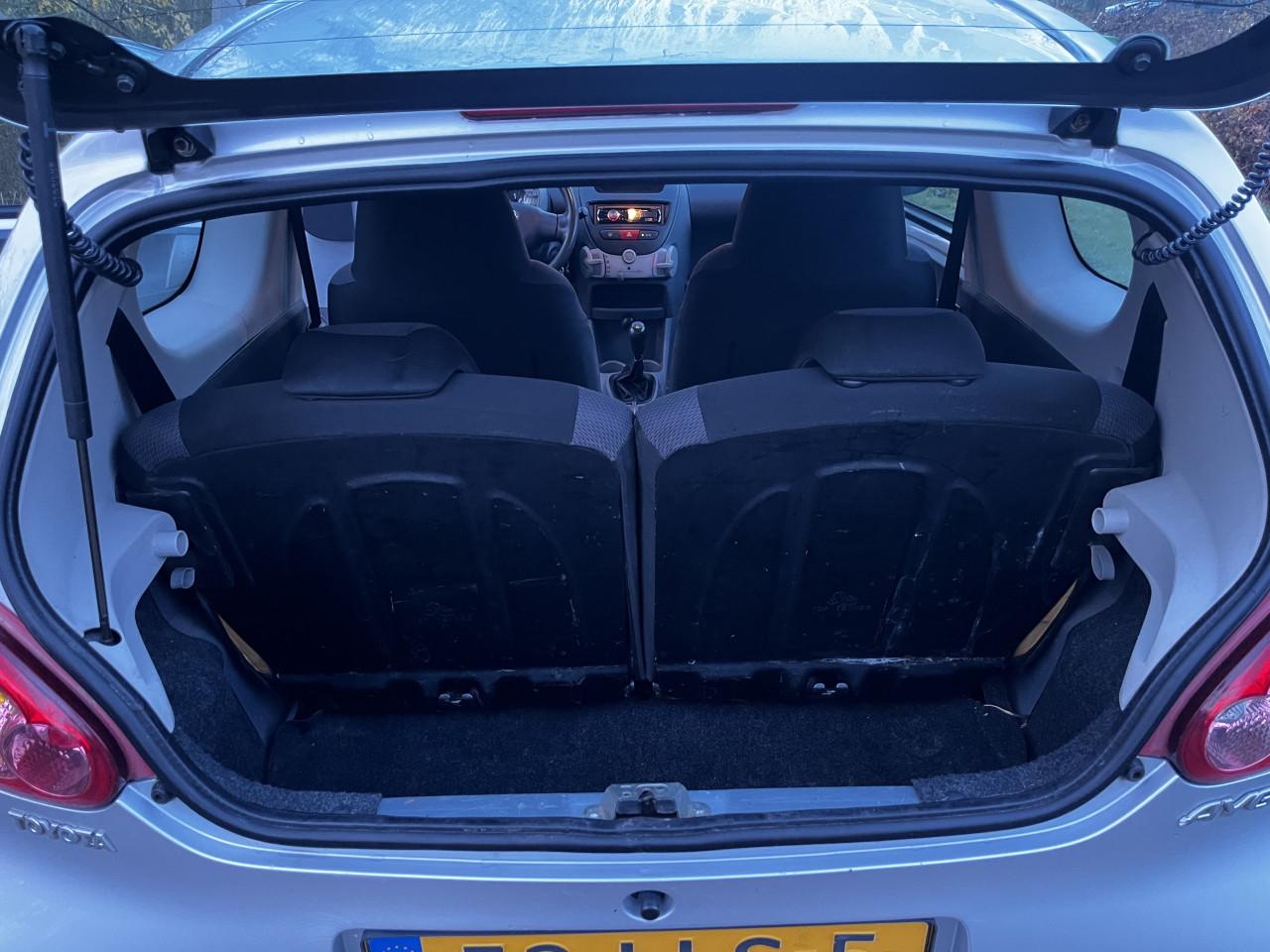 Toyota Aygo 1.0 VVT-i | 3-deurs | Airco | Lage KM |