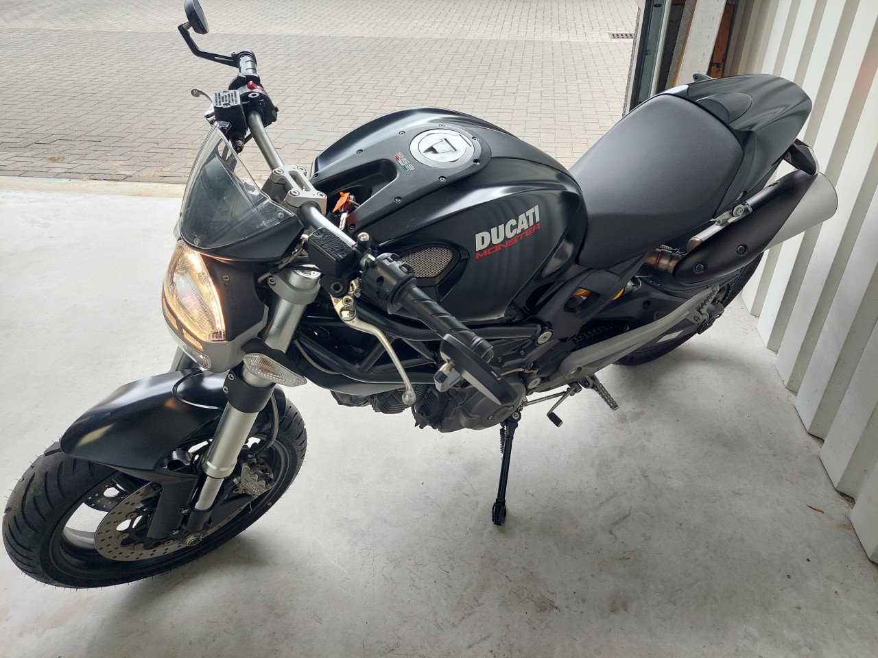 DUCATI 696 MONSTER `011 ,8 DKM TOPSTAAT KOOPJE;;;;