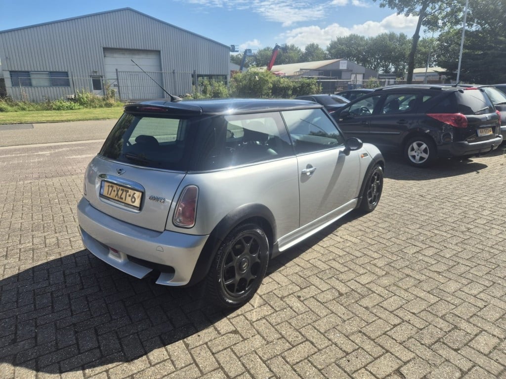 Mini Cooper 1.6i cooper pepper