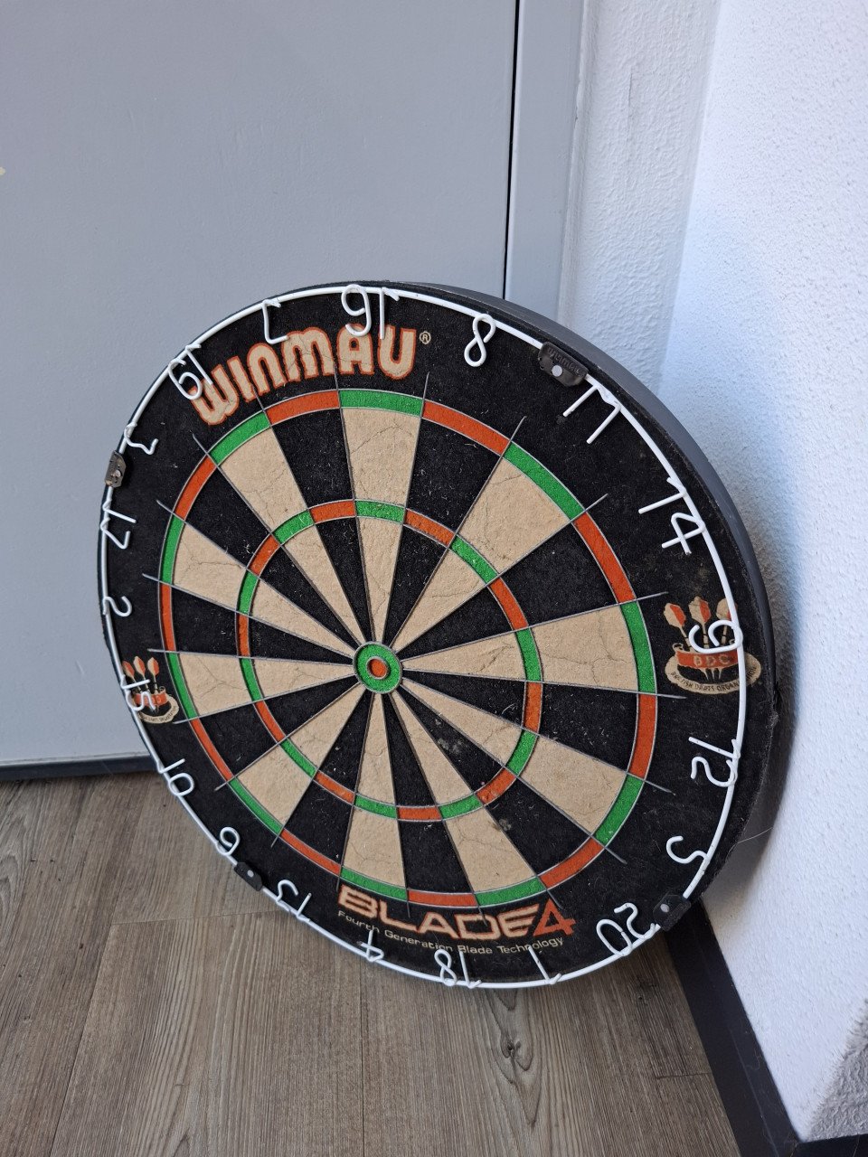 Winmau Blade 4