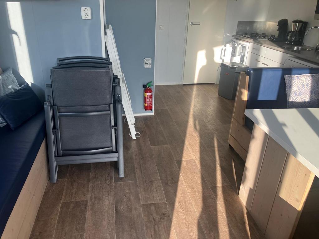 Partij Maat chalets te koop. Goed onderhouden. Goede staat. Heel netjes!