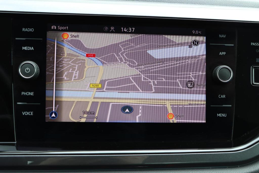 Volkswagen Polo 1.0 tsi highline r-line | stoelverwarming | adaptive