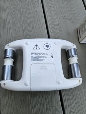 Nog zgan Omron BF 300 Lichaamsvetmeter in zeer nette staat...