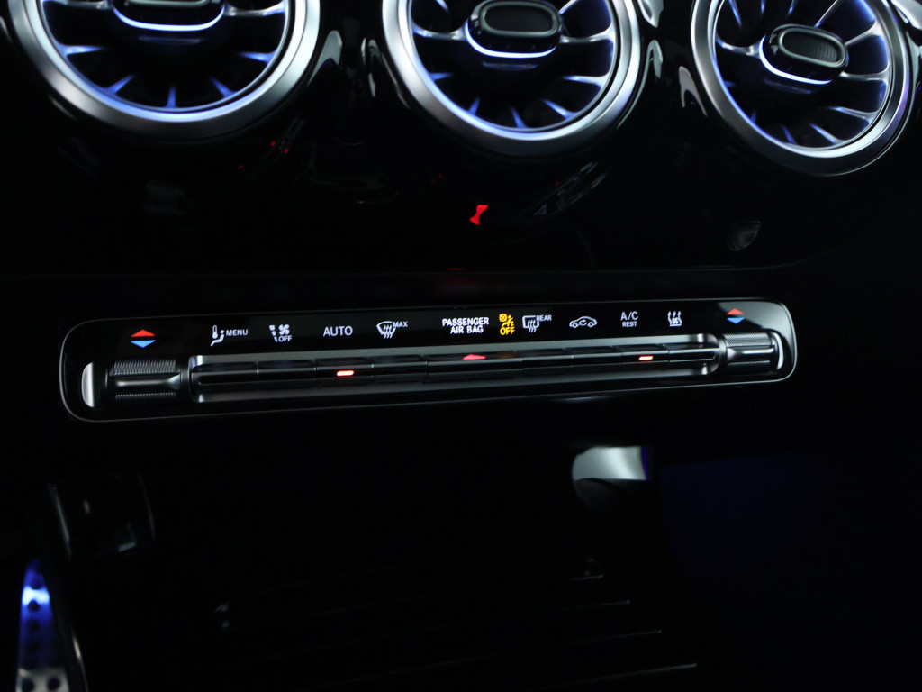 Mercedes-Benz A-Klasse 250 e business solution amg | trekhaak | amg line pl
