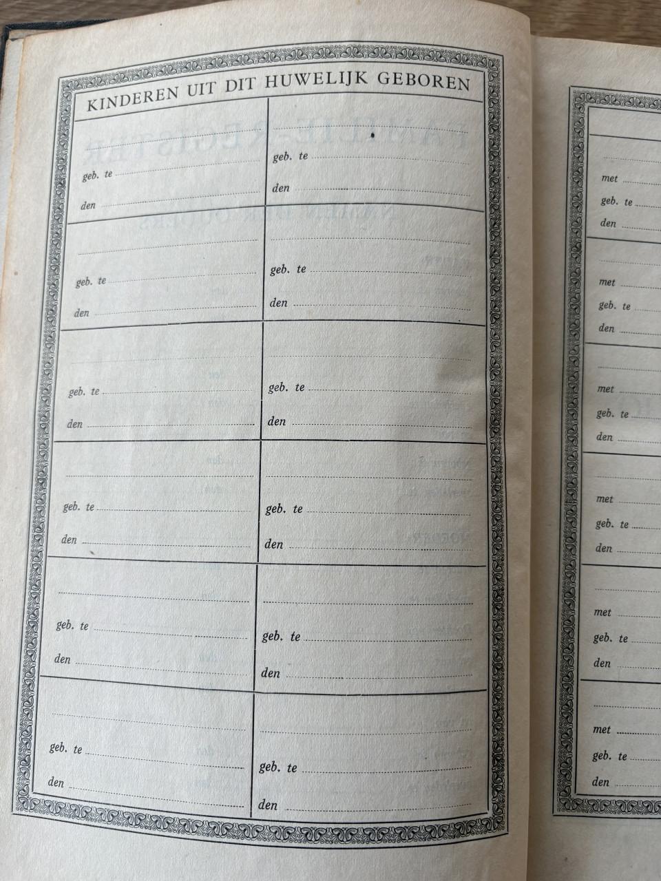 Oude bijbel uit 1937