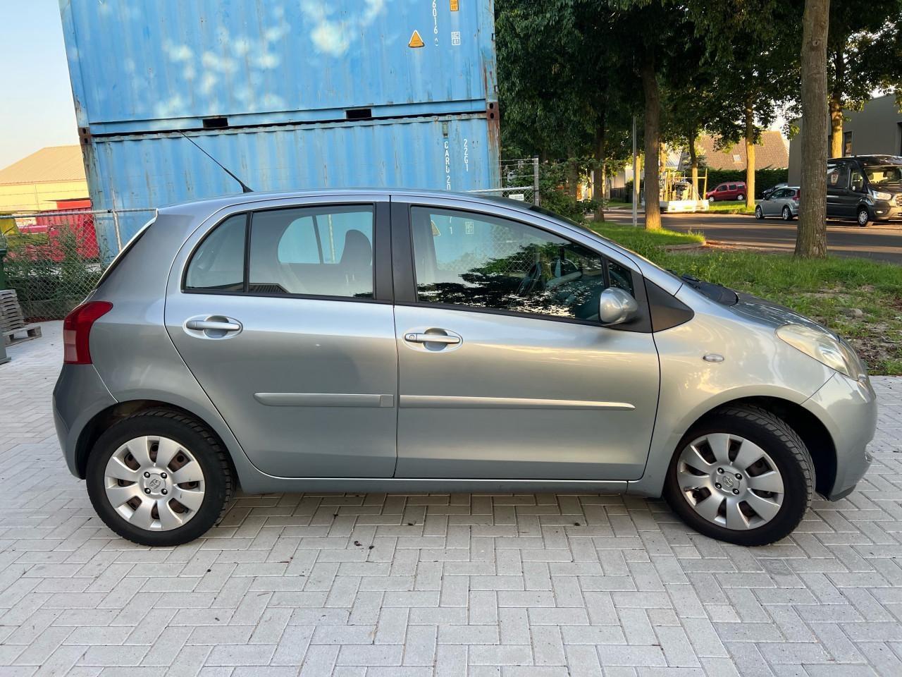 Toyota Yaris 1.0-VVTi Sol Airco 5 deurs