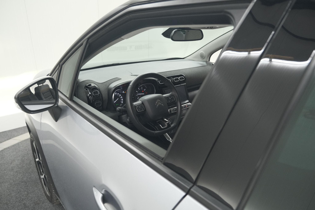 Citroen C3 Aircross puretech 130 eat6 shine | camera | navigatie | parkeers