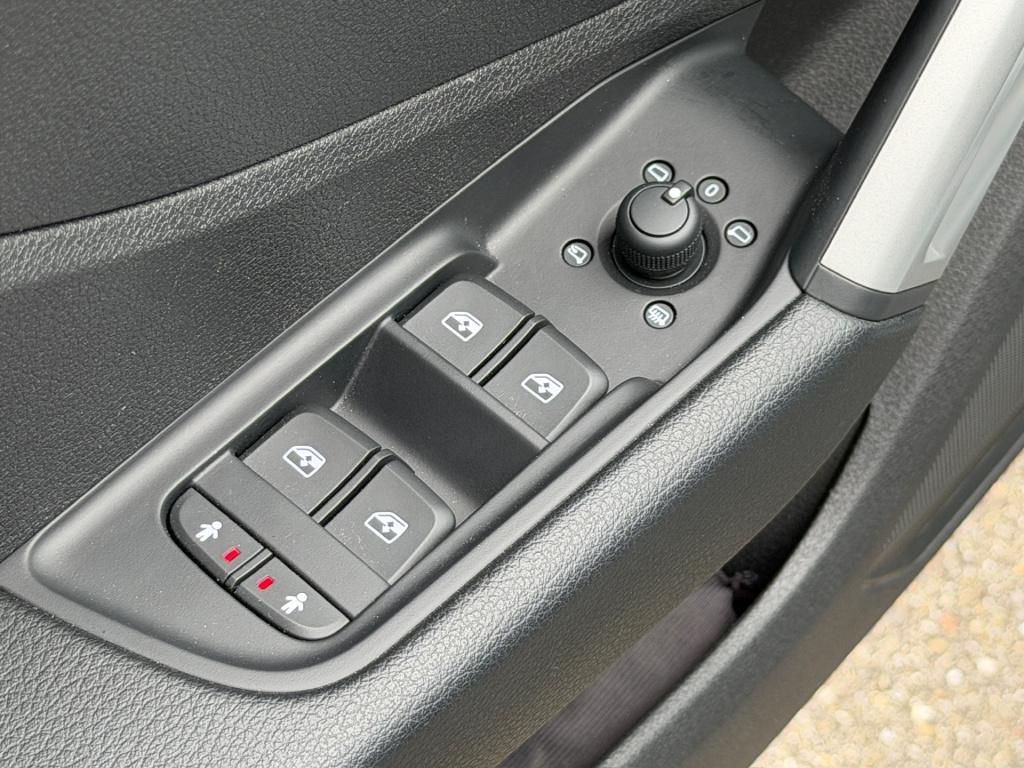 Audi Q2 35 tfsi 150pk s-tronic advanced | virtual | camera | keyless | elek