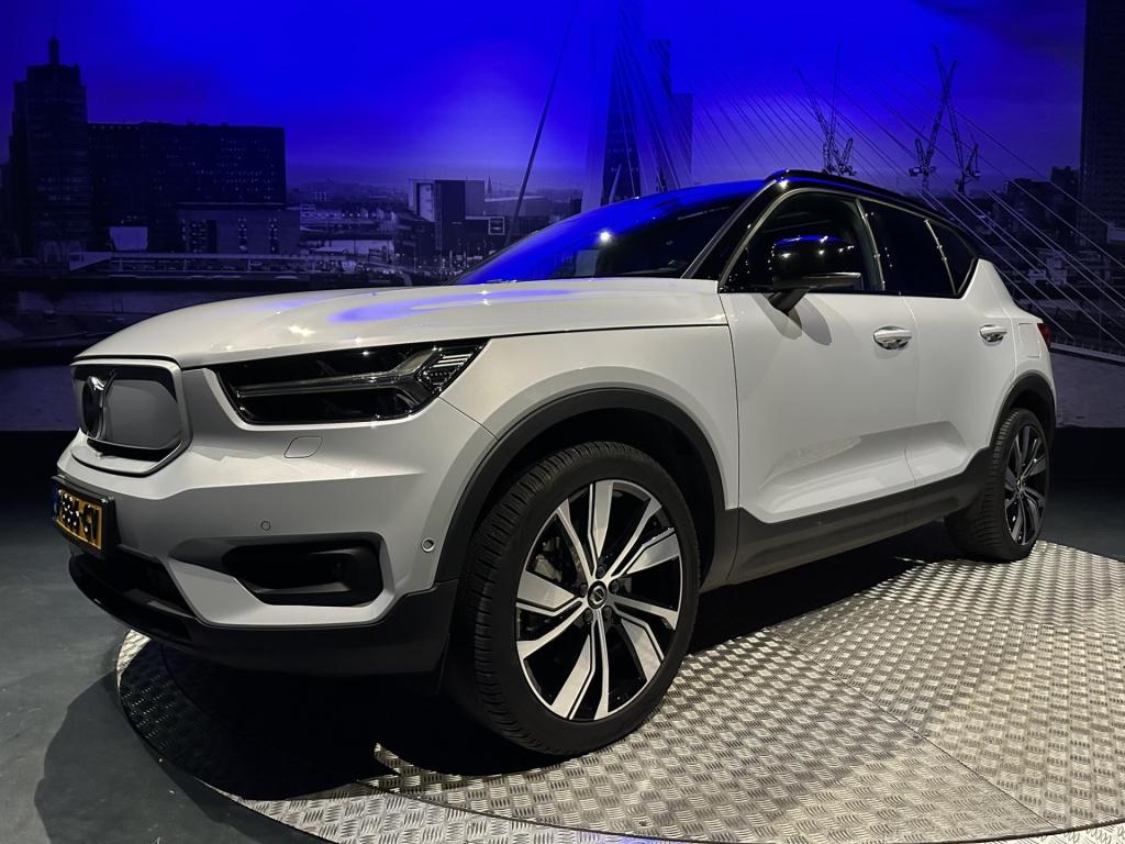 Volvo XC40 recharge pro *pano*harmankardon*360camera*