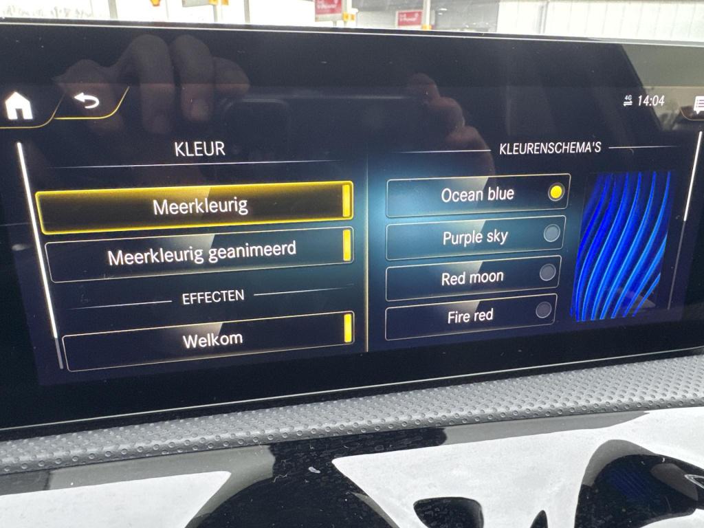 Mercedes-Benz A-Klasse 200 amg line apple carplay/night pakket/ambianceligh