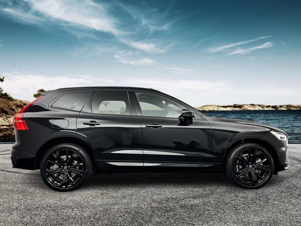 Volvo XC60 t6 398pk recharge black edition ultra| pano| 360camera| adap.cru