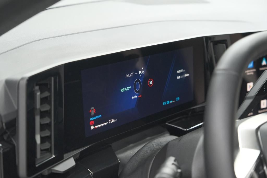 Renault Austral 1.2 e-tech full hybrid 200 techno esprit alpine | 1500 kg t