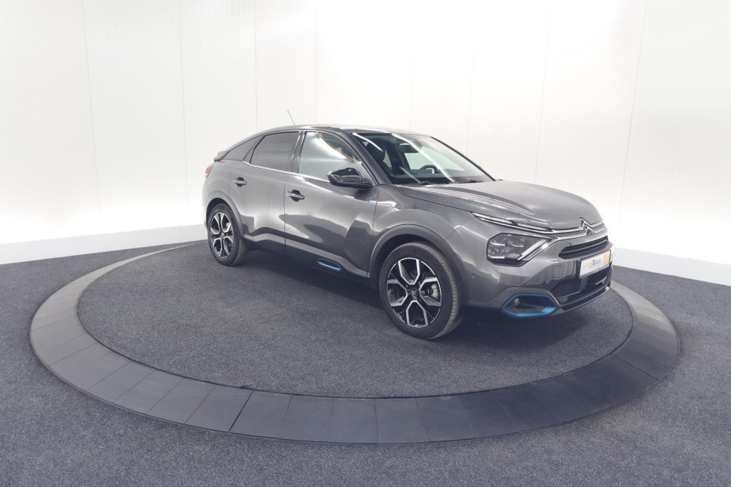 Citroen Ë-c4 shine 50 kwh | camera | pack winter | apple carplay | navigati