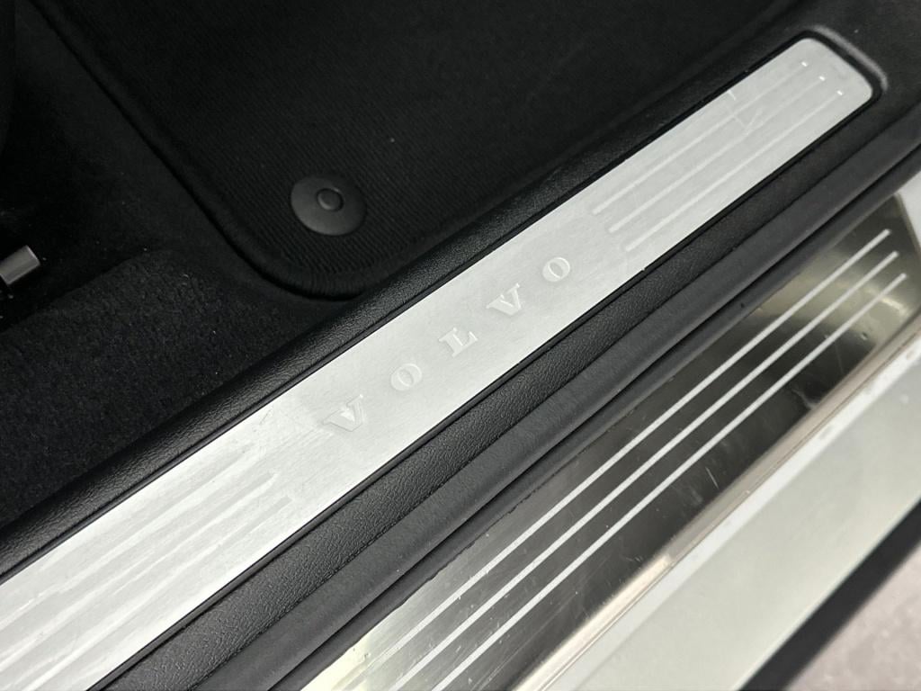 Volvo S60 t6 340pk recharge inscription| full options ! trekhaak