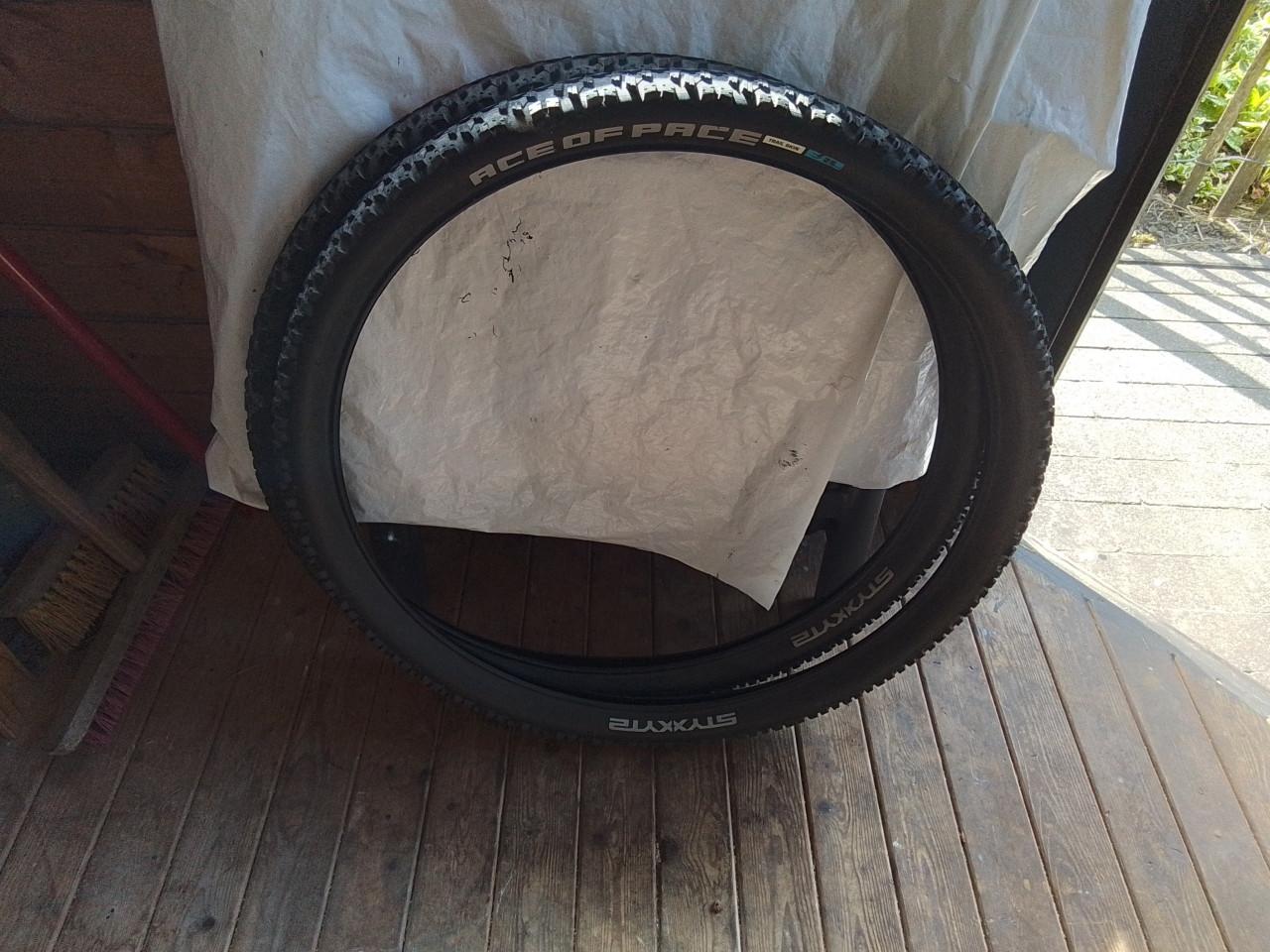 Mountainbike banden 57-622 gratis