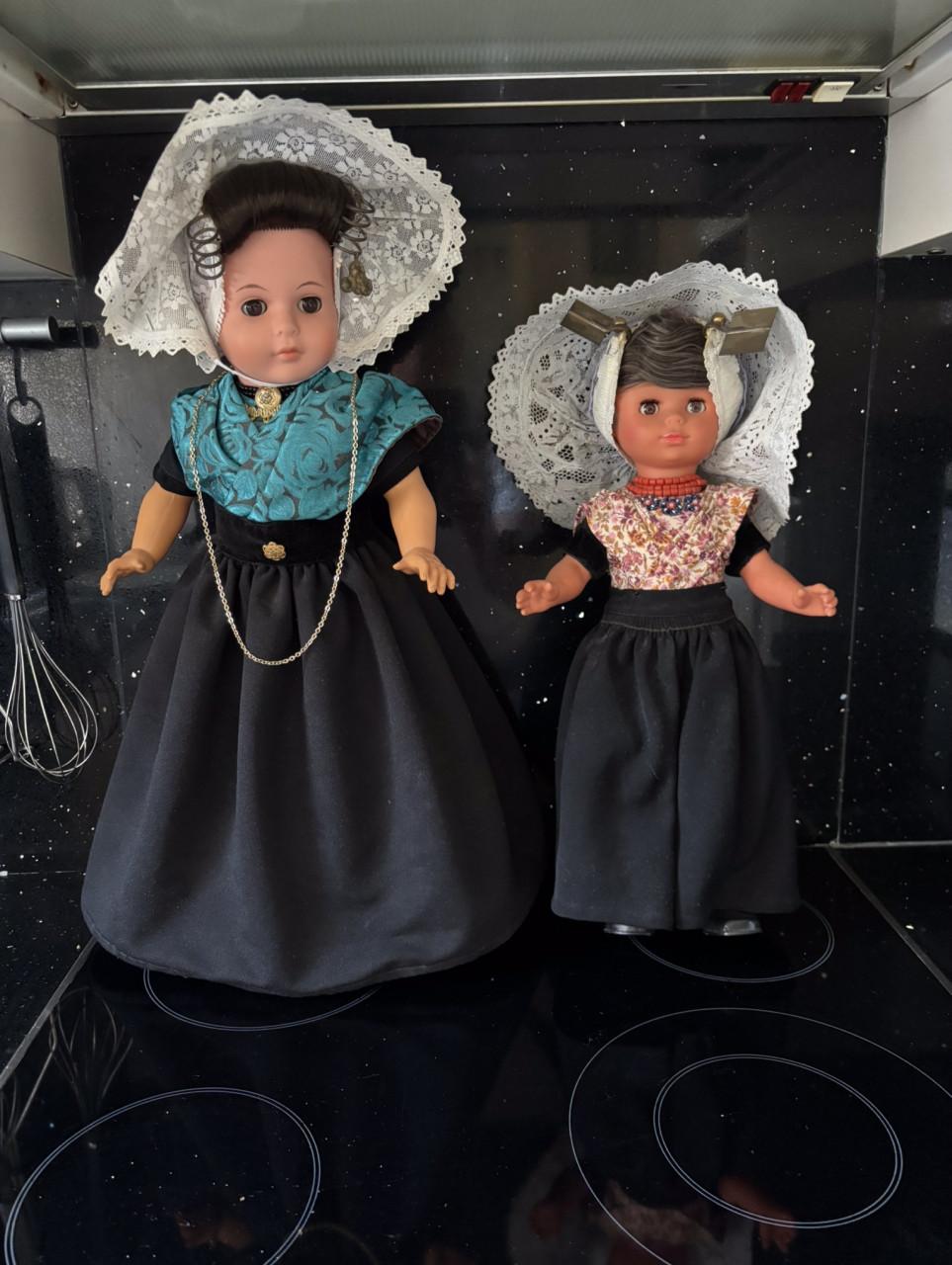 Zeeuwse klederdracht poppen