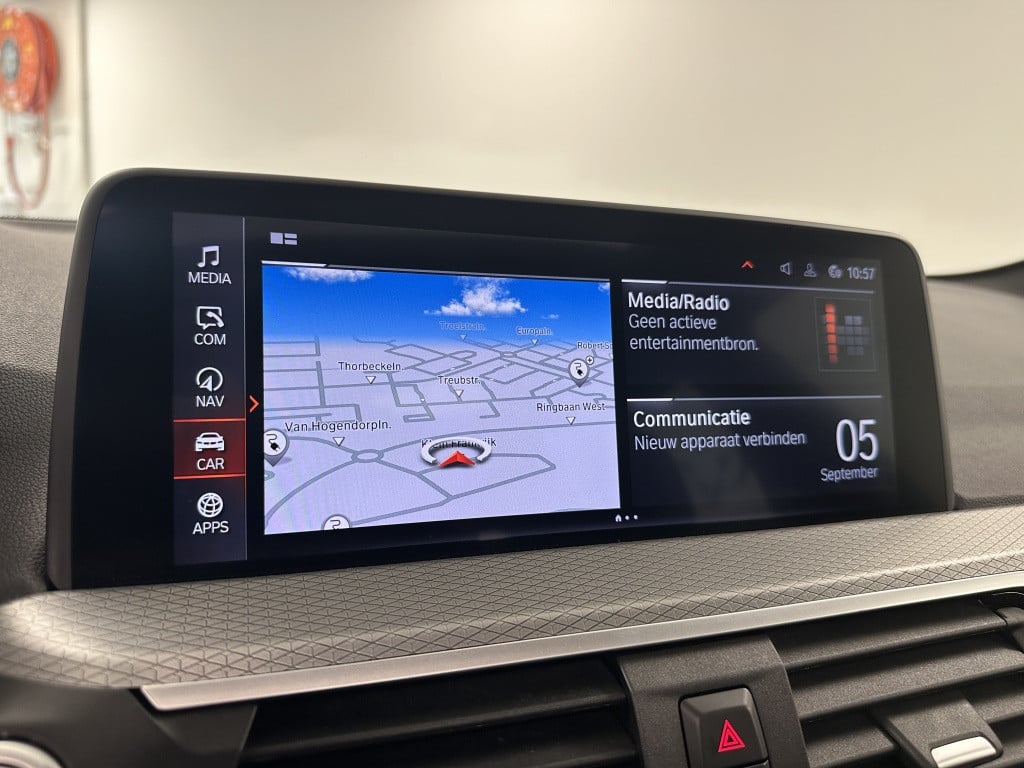 BMW X3 xdrive30e m-sport | 360 camera | panoramadak | head-up-display |