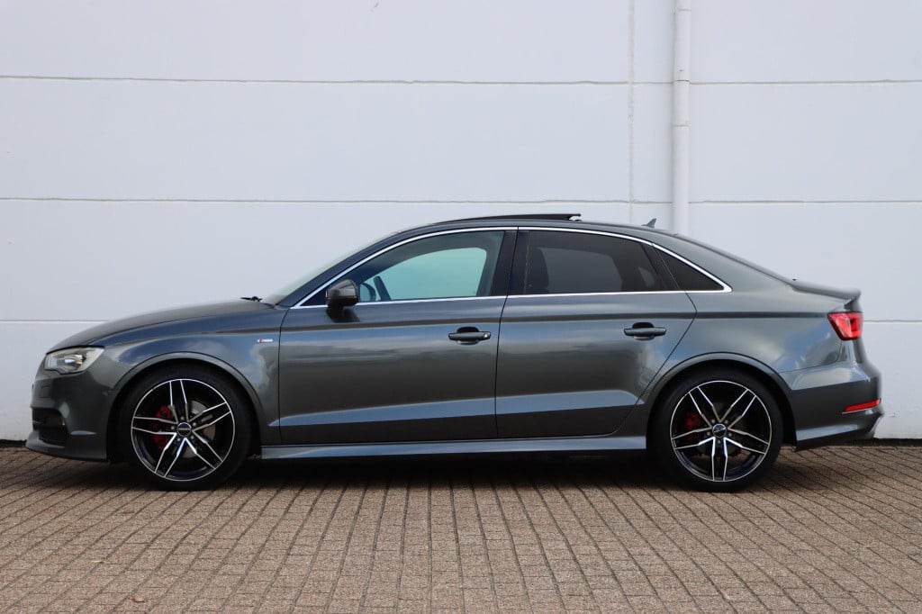 Audi A3 limousine 1.4 tfsi cod ambition pro line s
