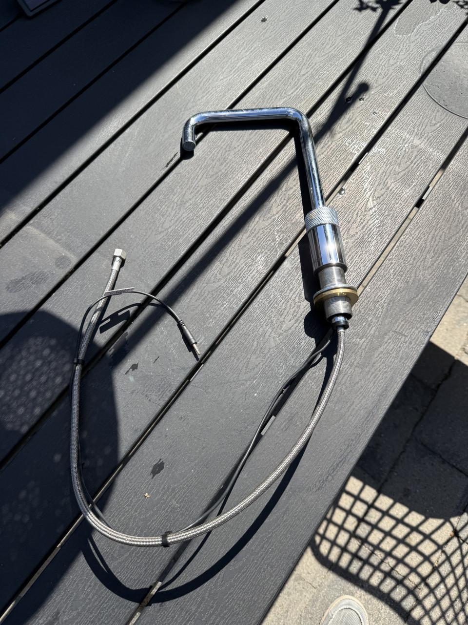 Quooker kokend water vat met kraan