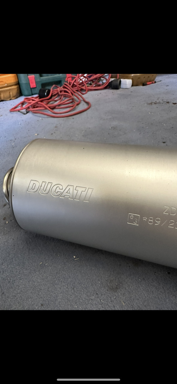 Ducati 900ss nuda
