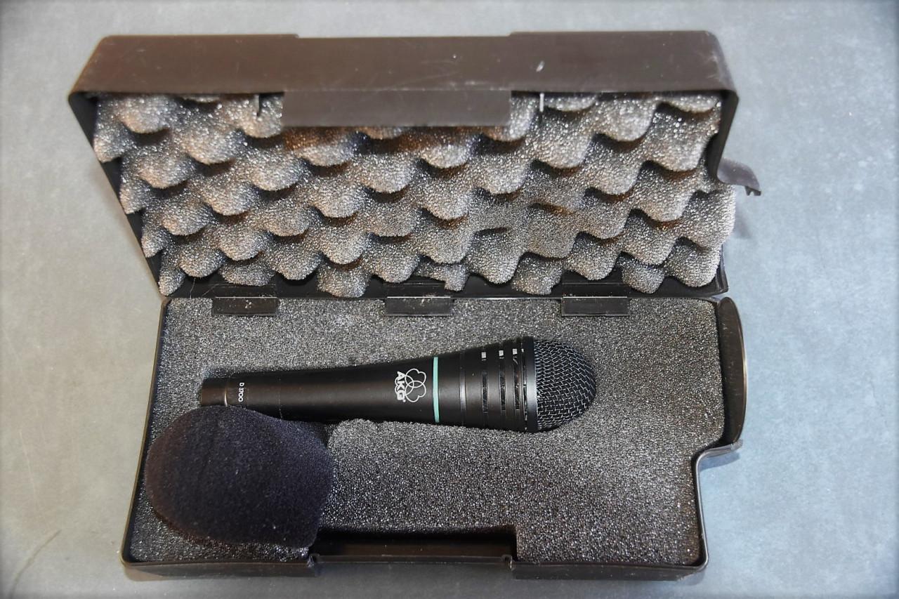 Drie dynamische microfoons