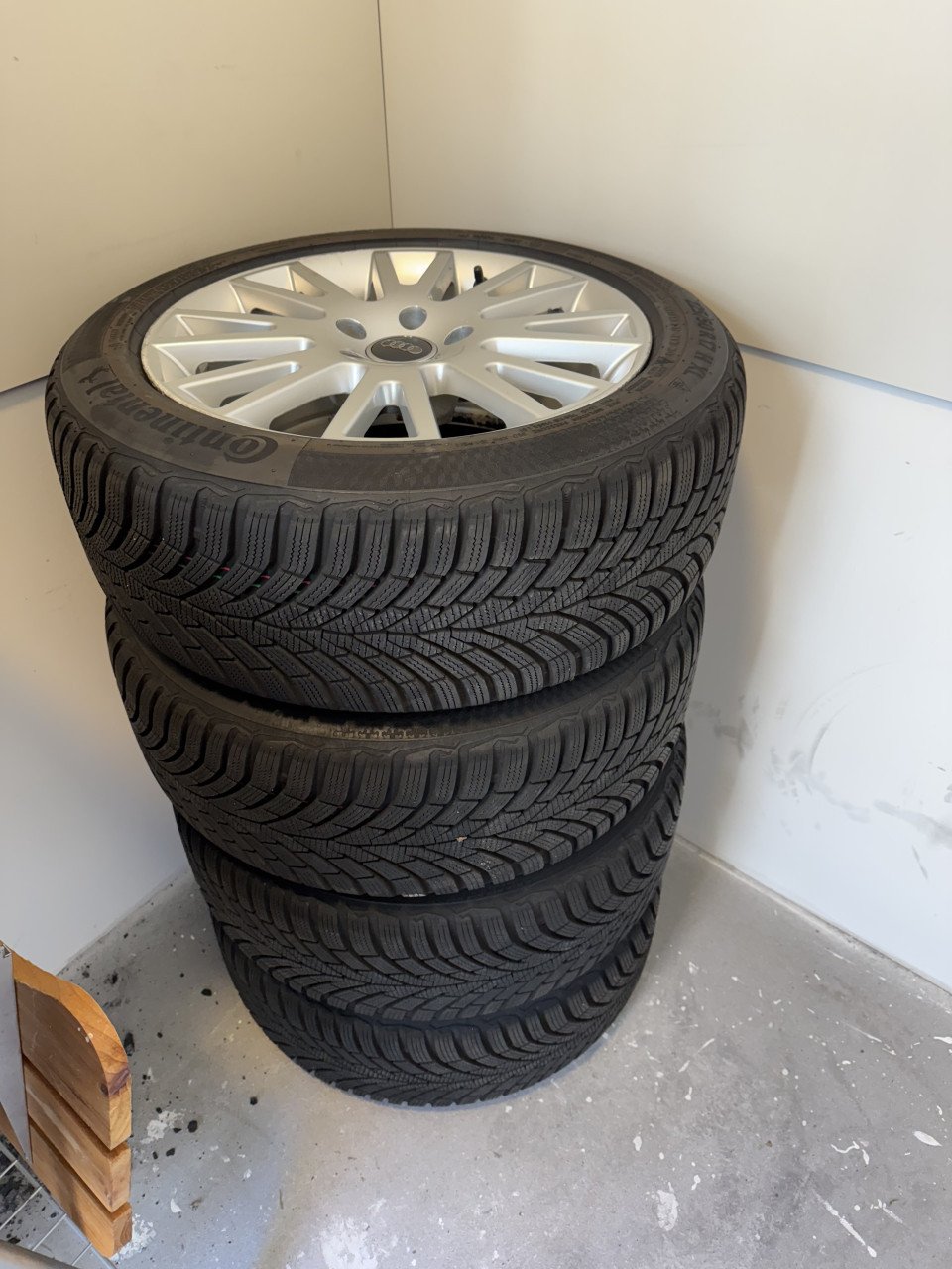 17 inch velgen met zgan Continental Winterbanden
