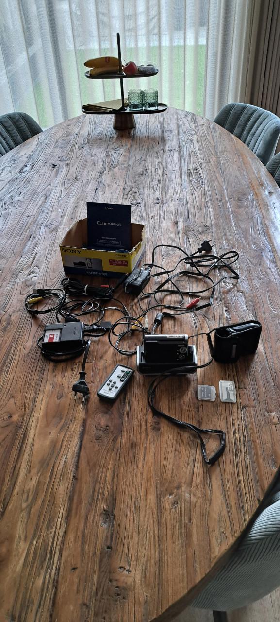 Sony syber shot DSC-W85