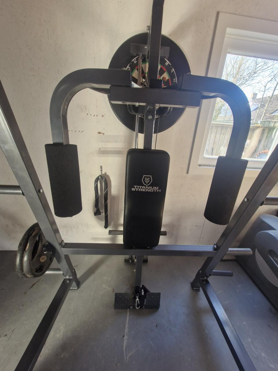 Titanium strenght, smith machine
