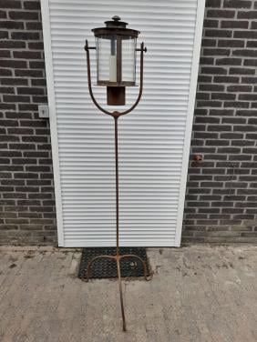 Brocante IJzeren schommelwindlicht