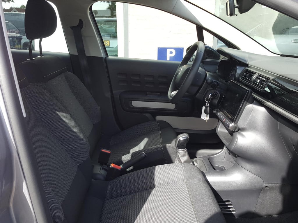 Citroen C3 1.2 puretech 83pk s&s plus navigatie | apple carplay & android a