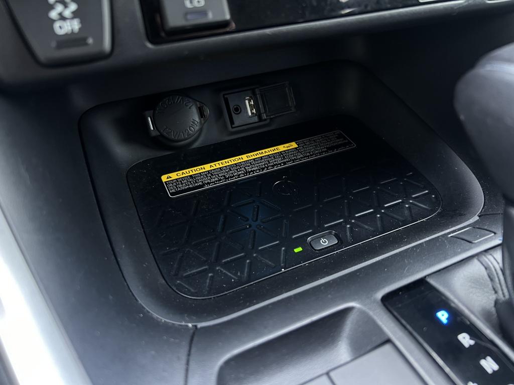 Toyota Rav4 2.5 hybrid awd bi-t. | trekhaak 1650kg | stuurverwarming |