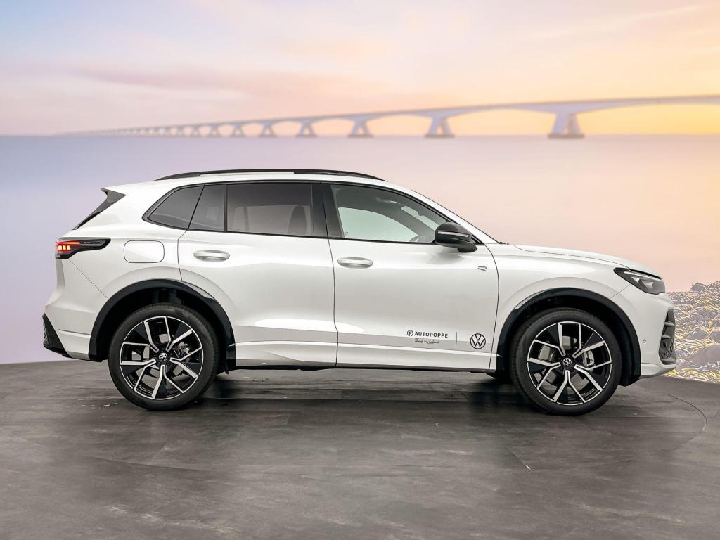 Volkswagen Tiguan r-line edition plug in hybride 204 pk black style pakket