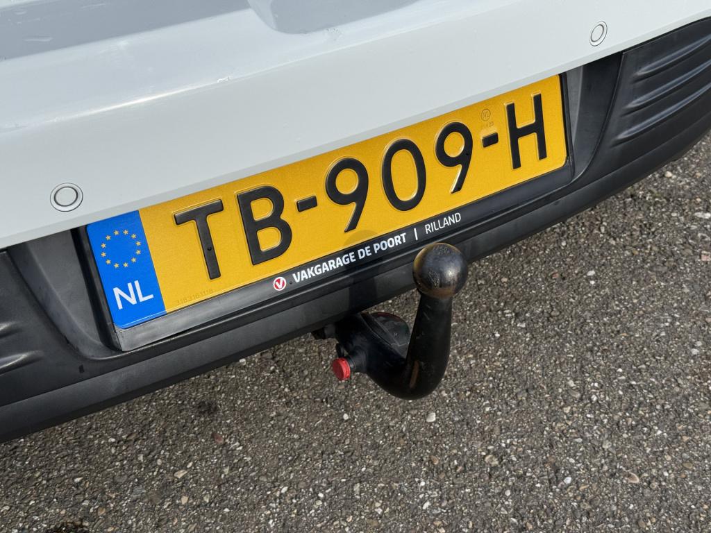 Renault Clio 1.5 dci ecoleader zen | nl-auto | trekhaak | navi | cruisec. |