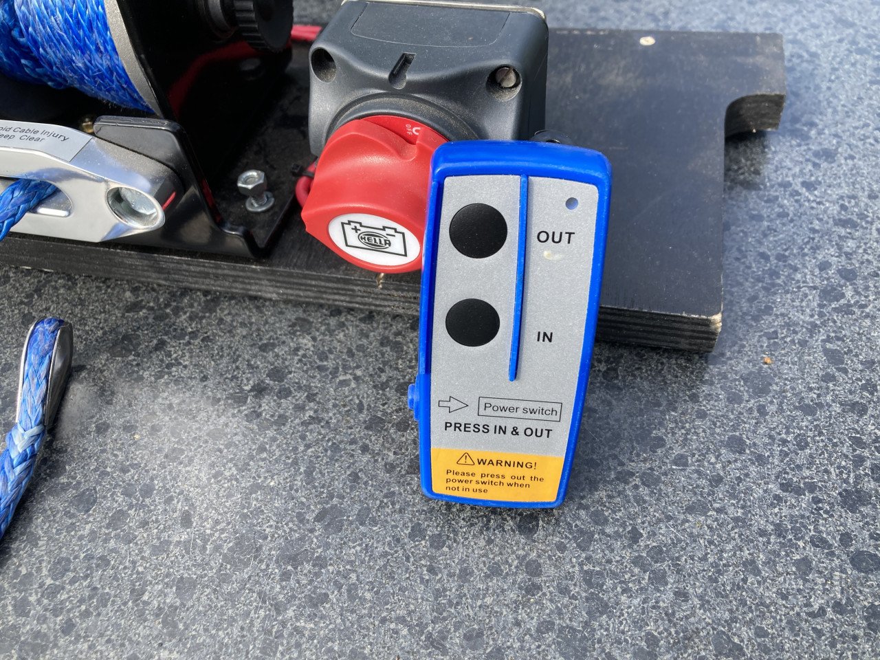 12V lier voor inbouw auto