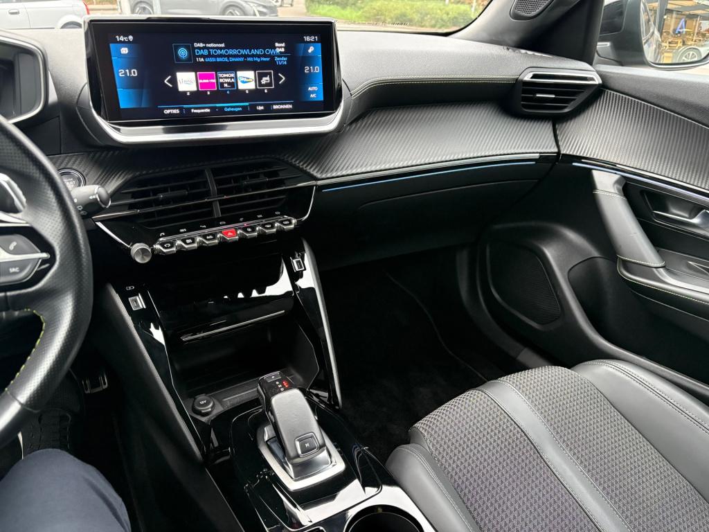 Peugeot 2008 1.2 puretech gt-line