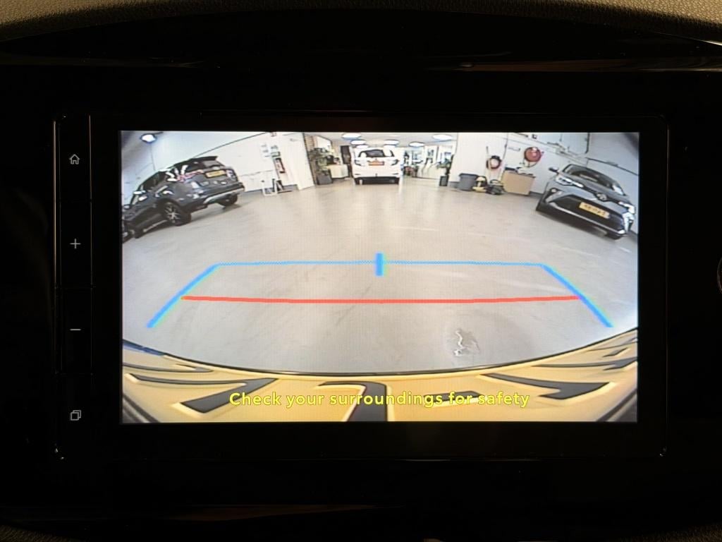 Toyota Aygo X hybrid 115 play