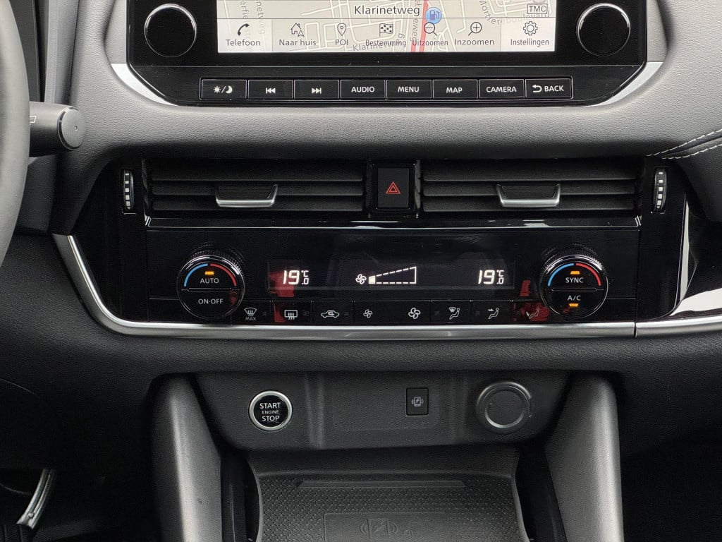 Nissan Qashqai 1.3 mhev xtronic premiere edition incl. trekhaak!