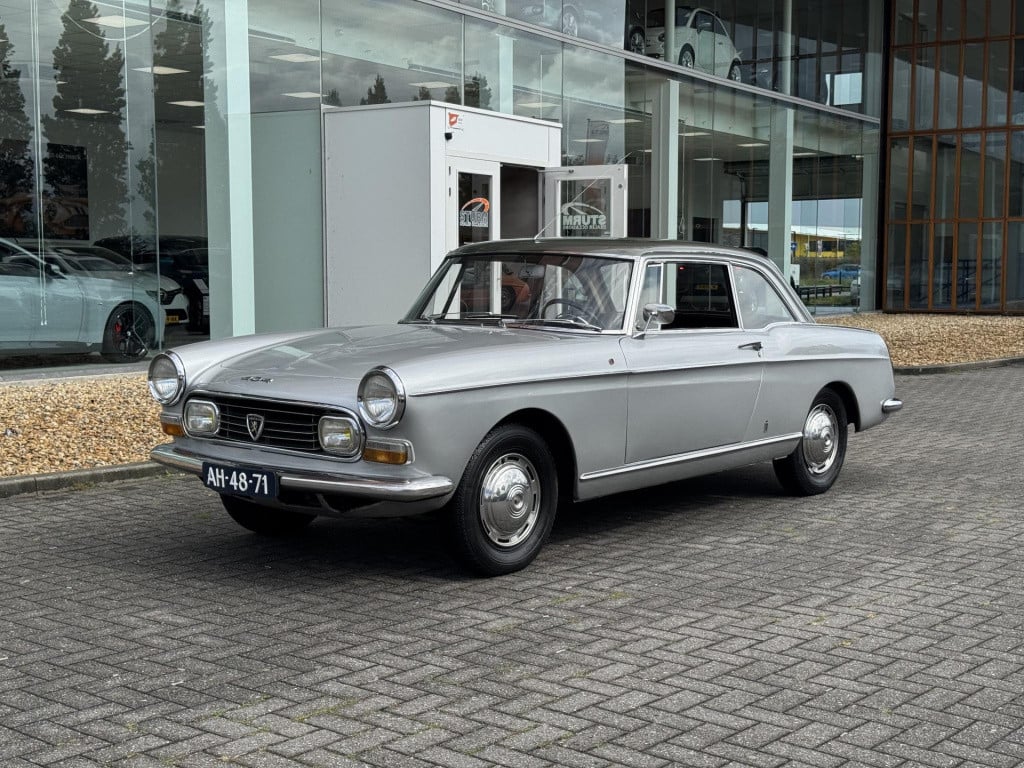 Peugeot Onbekend 404 coupe carburateur