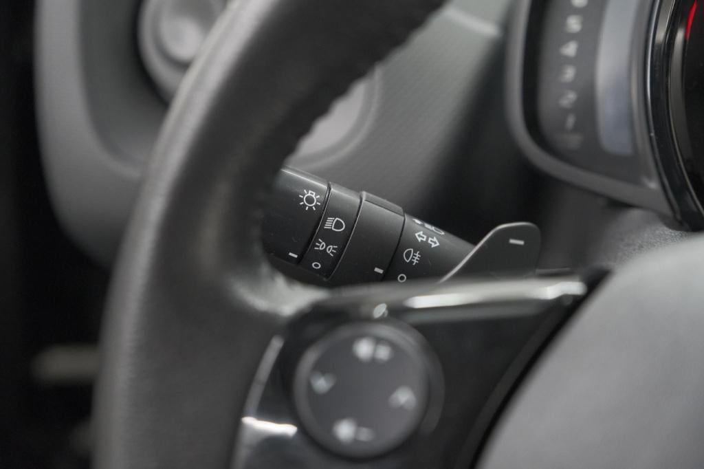 Citroen C1 1.0 vti shine | automaat | stoelverwarming | camera | lederen be