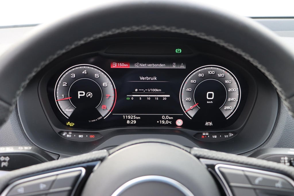 Audi Q2 35 tfsi s edition s-tronic